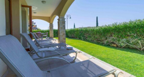 Lovely Ground Floor Apartment Pomos with Private Garden and Communal Pool - Aphrodite Hills Resort